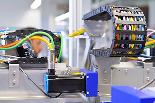 What Is a Servo Cable? A Beginner's Guide